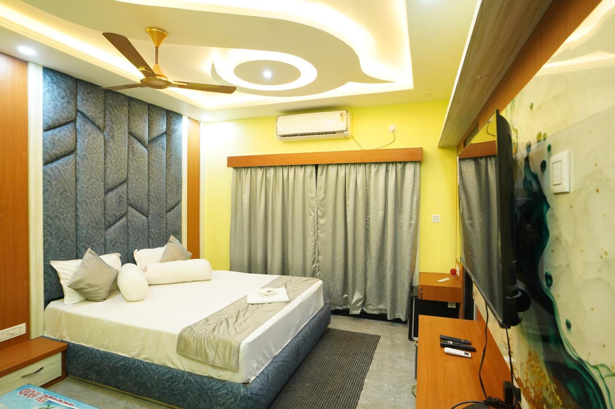Goa Beach Resort On Beach Mandarmani Exteriér fotografie